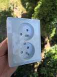 20x Gniazdko podwójne z uziemieniem białe na puszkę 80mm