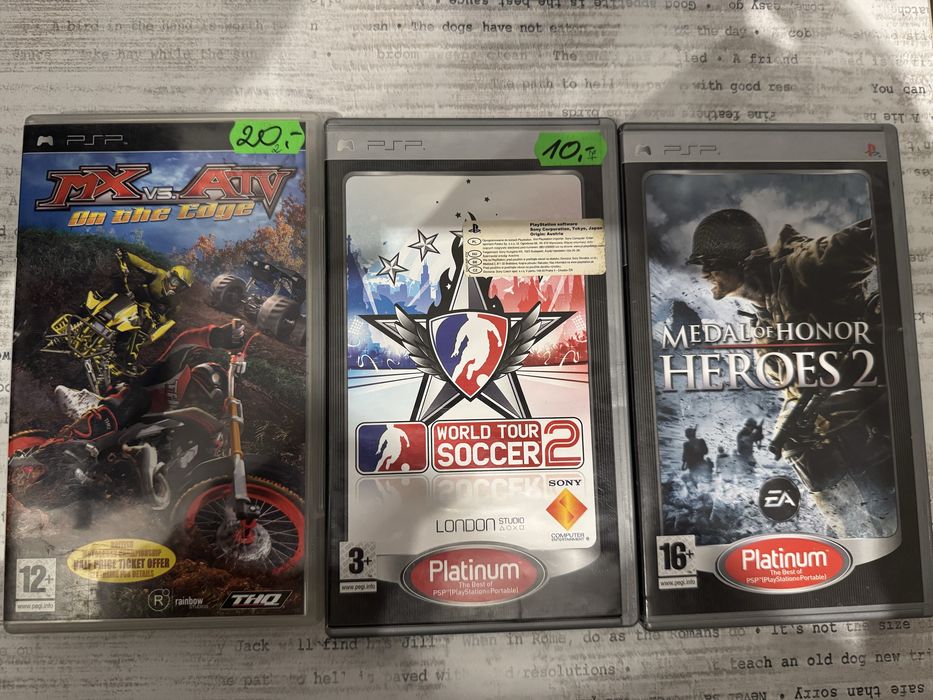PSP3004 lekko używane