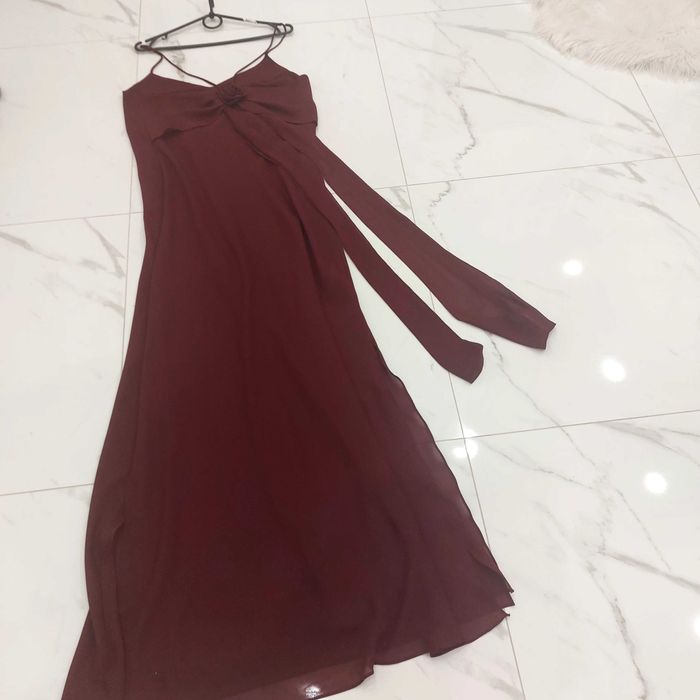 Сукня на брительках