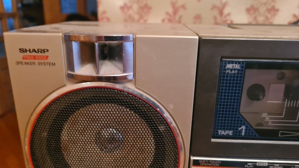 Продам магнітолу(бумбокс)Sharp QT-90ZG