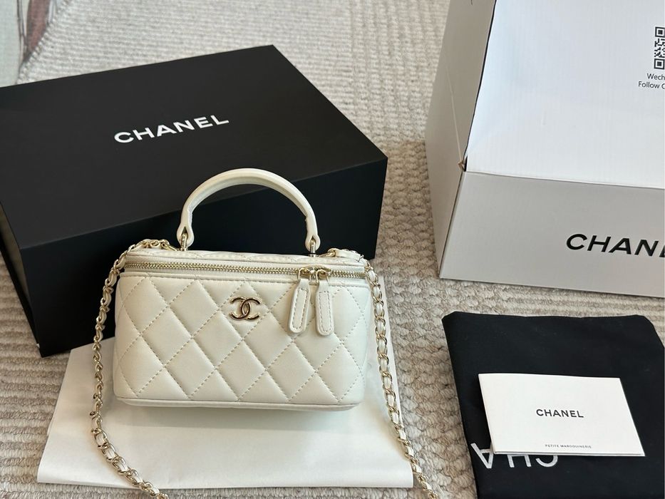 Chanel Vanity Ivory