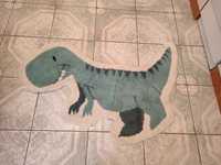 Nowy dywan do pokoju dziecięcego Dinozaur