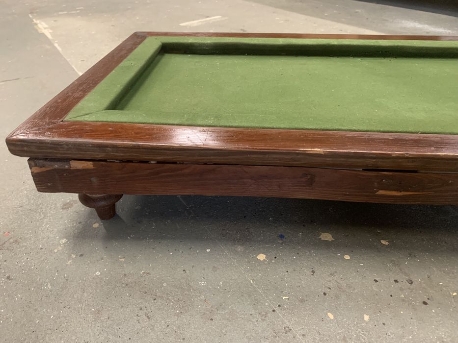 Mesa de bilhar antiga