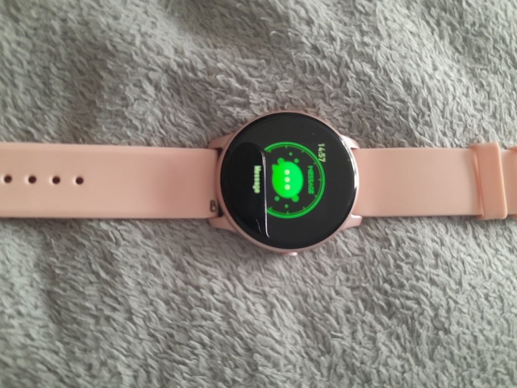 Smartwatch różowy jak nowh