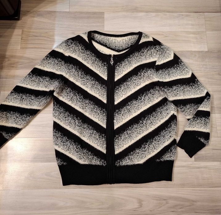 Женская кофта кардиган с длинным рукавом кашемир размер L/XL