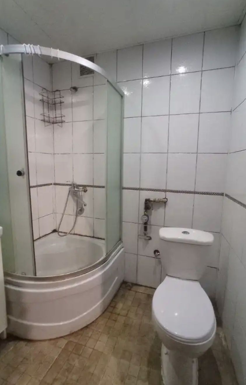 Продам 2 к квартиру пр.Б.Хмельницкого,Терра,12 квартал