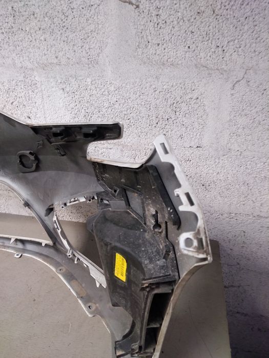 Vendo Para-choque de frente Renault Clio 5 ano 2018 /21