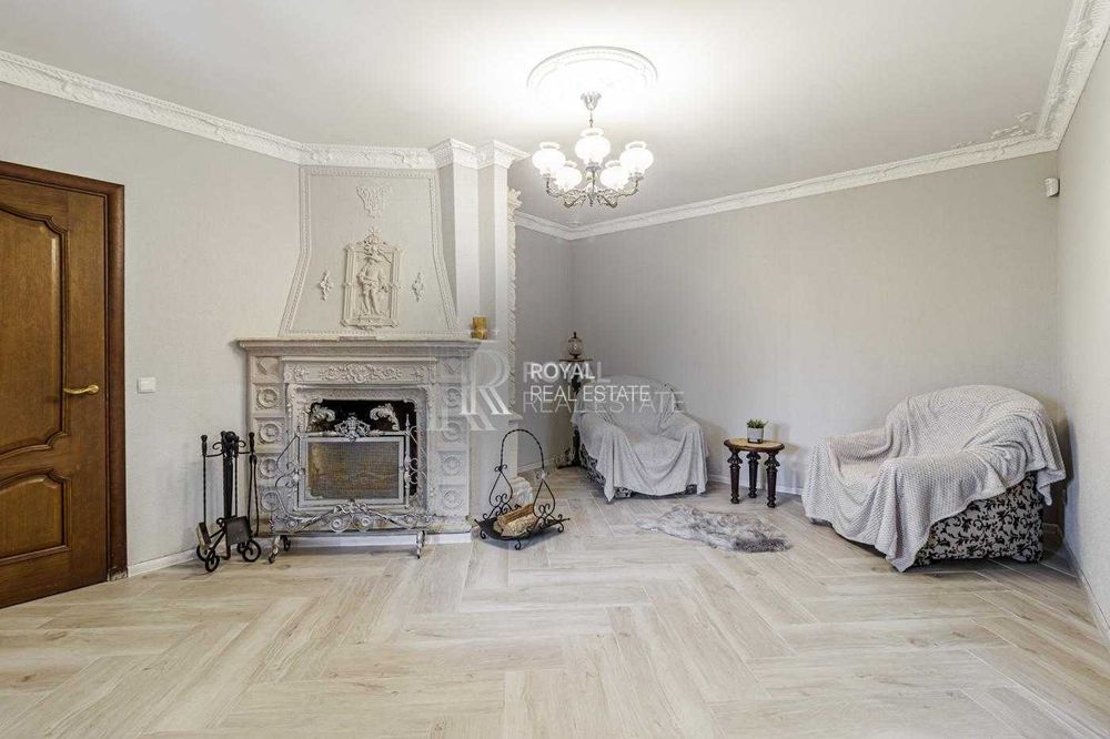 Оренда Будинок Оболонь З Меблями технікою та гаражем 200м2