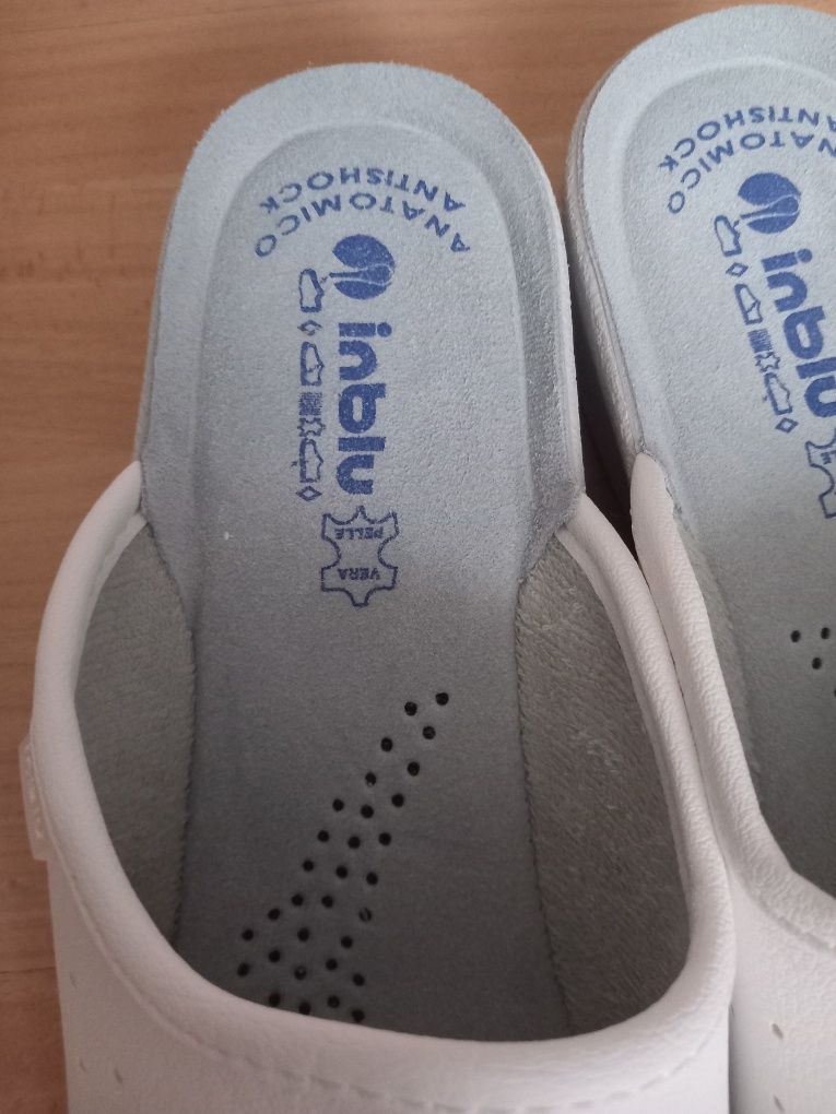 Klapki Inblu sanitarne białe
