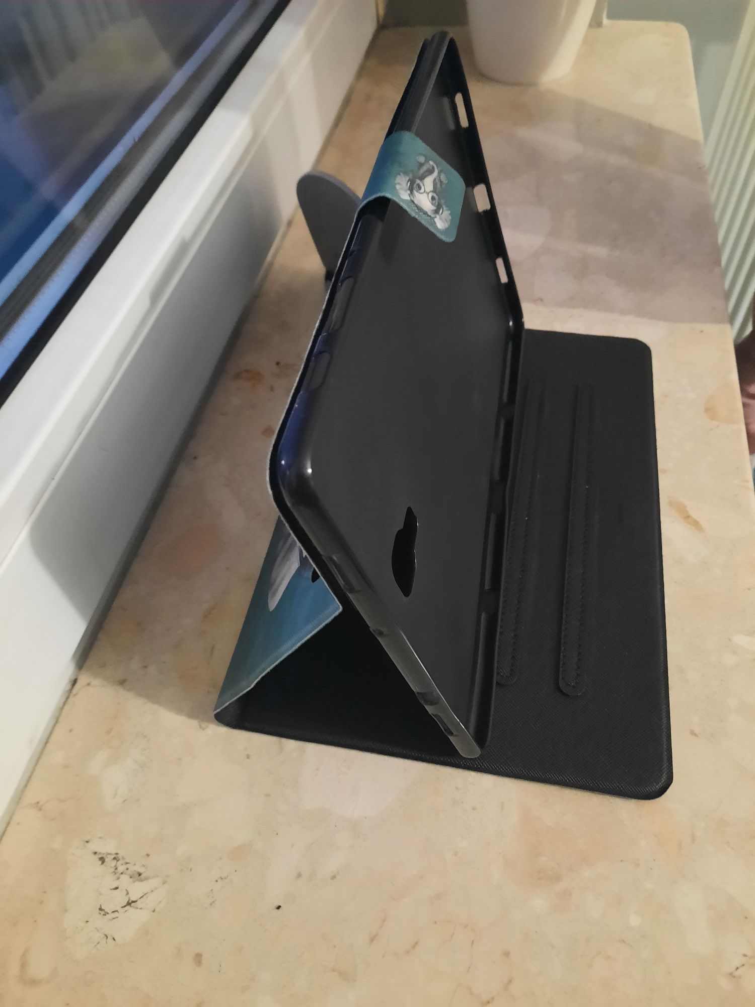 Etui na Samsung Galaxy tab 10.5 t590