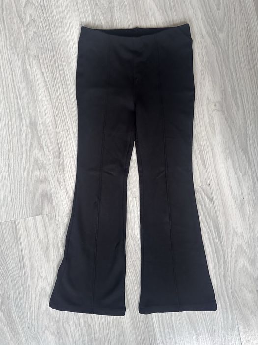 Czarne spodnie flare H&M