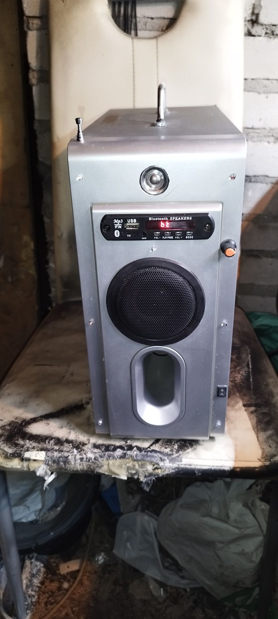 Subwoofer LG przerobiony na przenośny