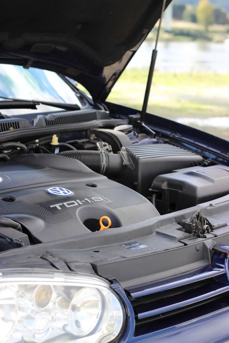 Volkswagen Golf 4 1.9 TDI – Automático – Excelente estado