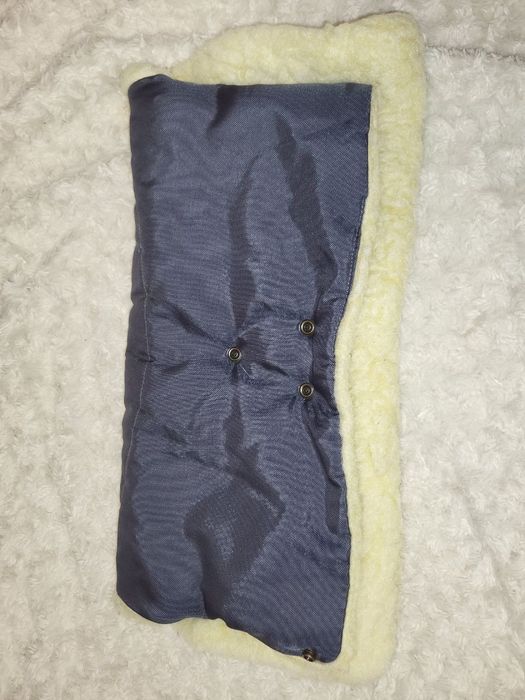 Муфти, рукавиці на коляску сірого кольору на овчині