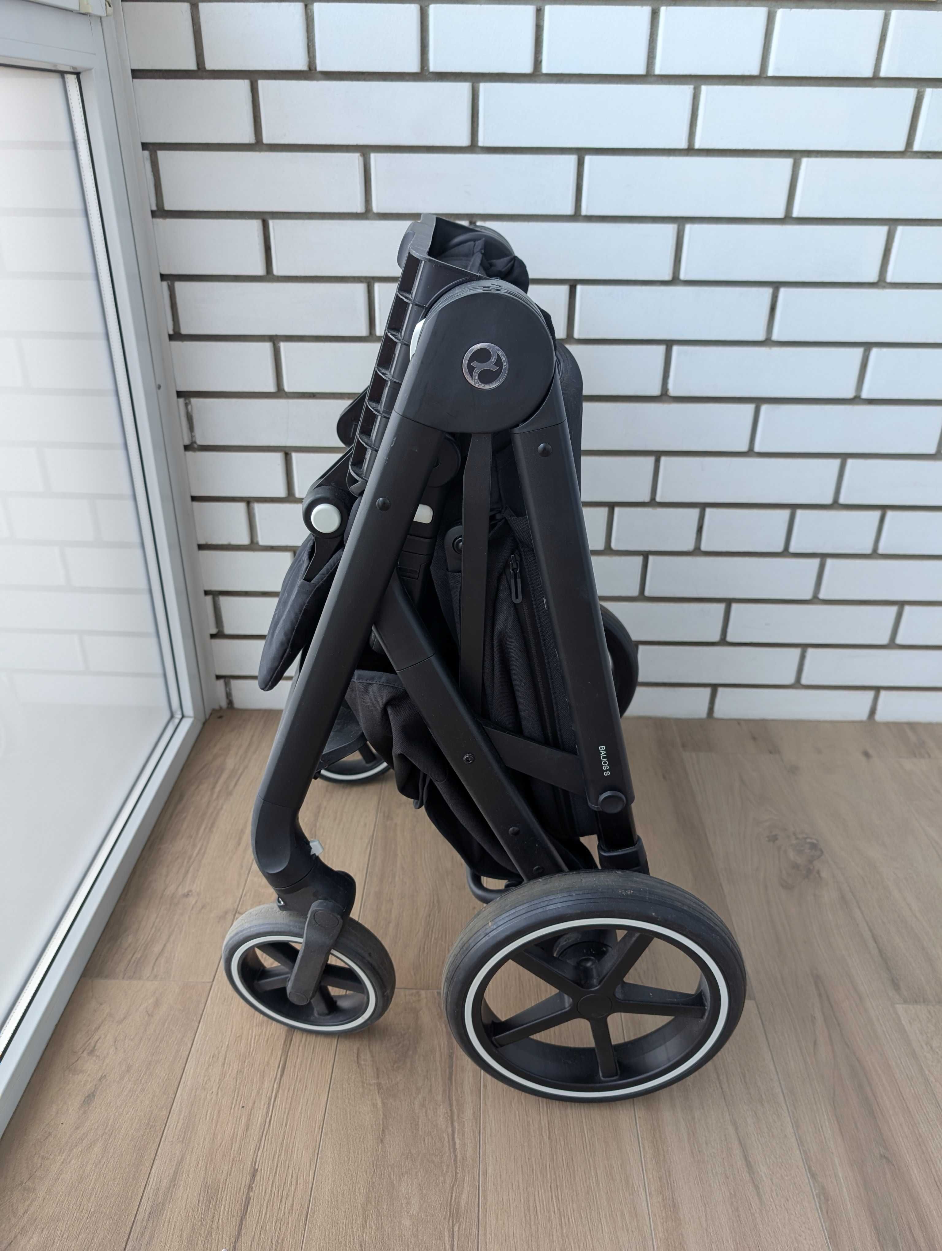 Прогулянкова коляска Cybex Balios S