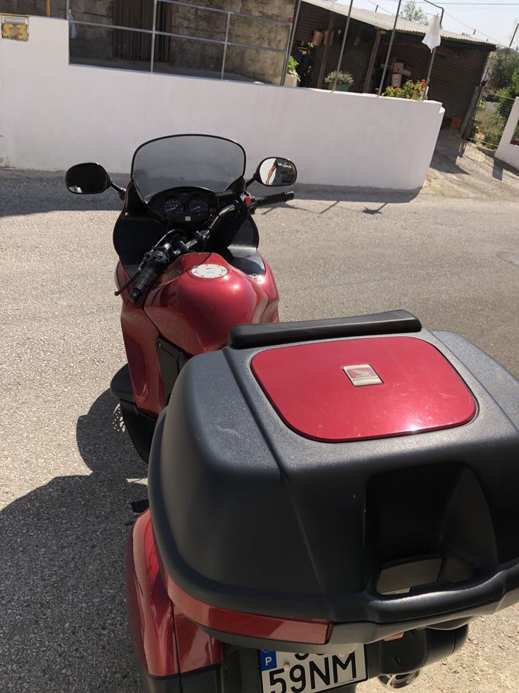 Honda desuville 650