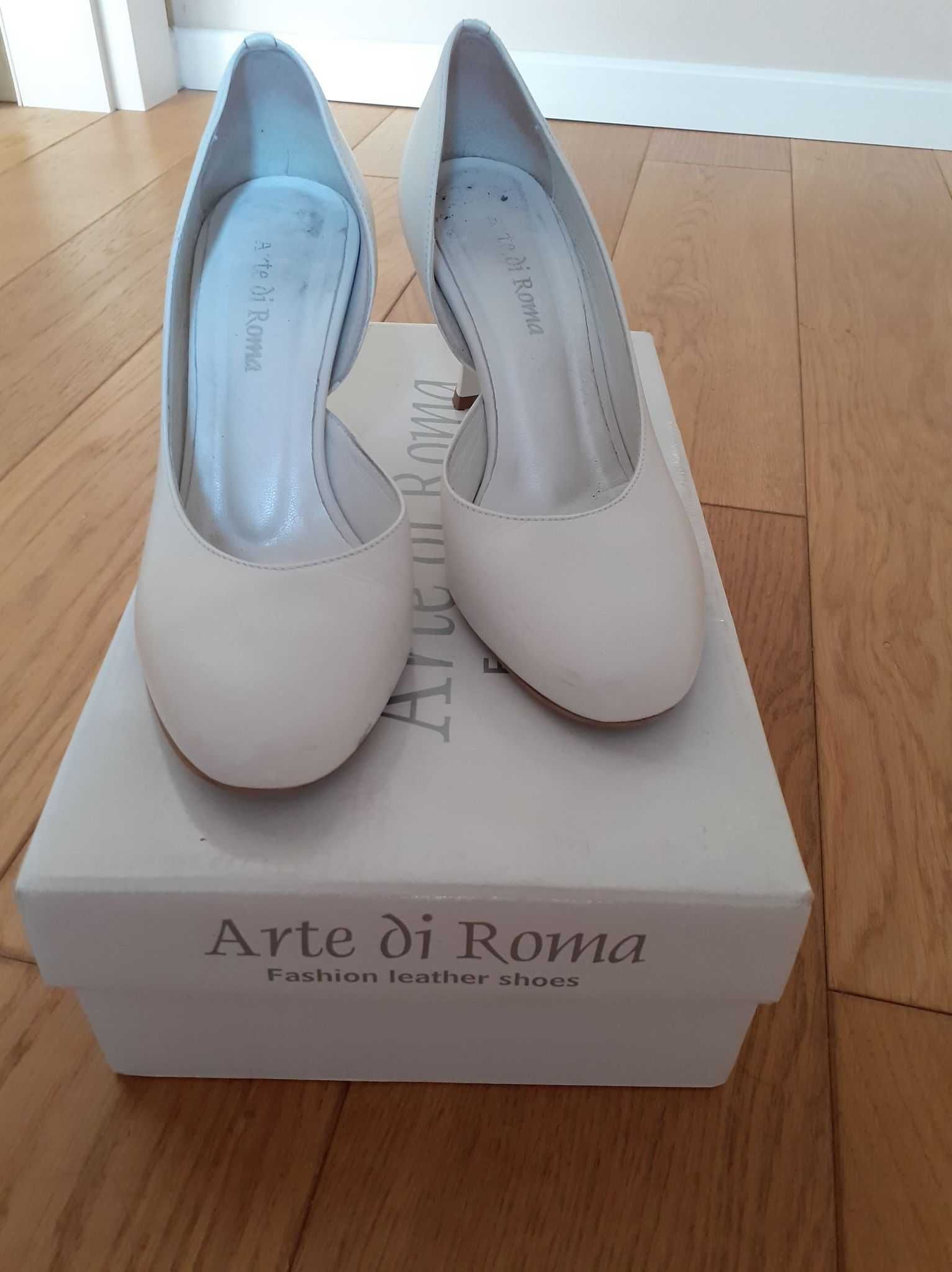 Ślubne buty skórzane firmy Arte Di Roma w rozmiarze 37