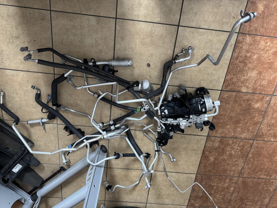 Komplet rurek TOYOTA CHR2