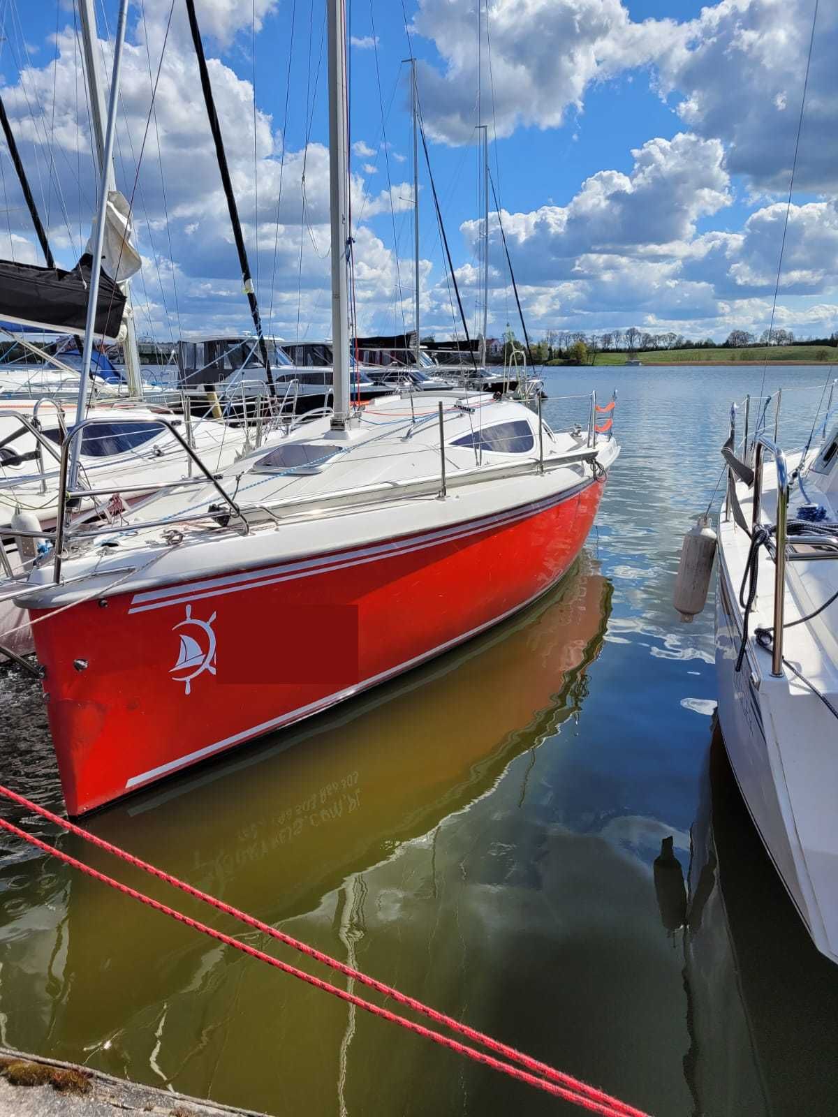 Czarter wynajem jacht żaglowy żaglówka Maxus 28 - port Ryn Mazury