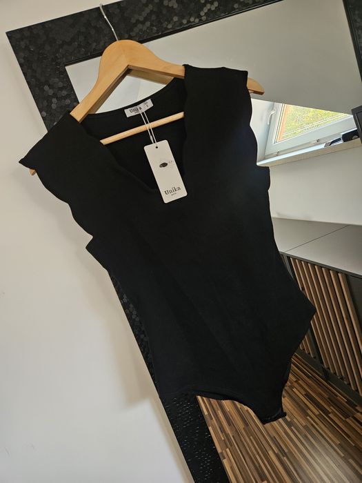 Nowe body 95% bawelna Unika Paris