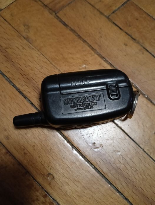 Брелок автосигнализацыи Sheriff 5BTX900LCD.