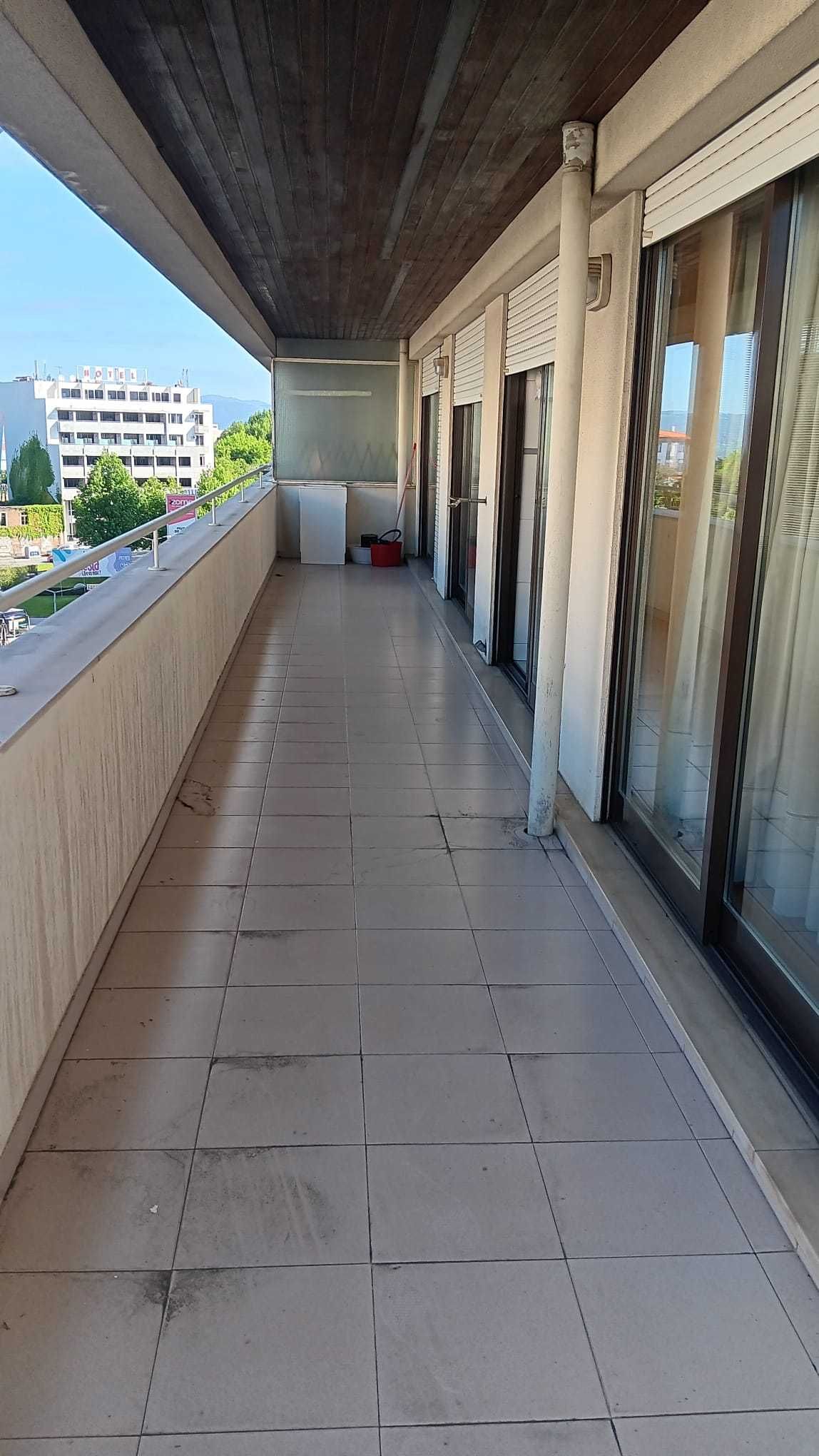 Arrendamento T2 Mobilado e equipado - Braga - Estação