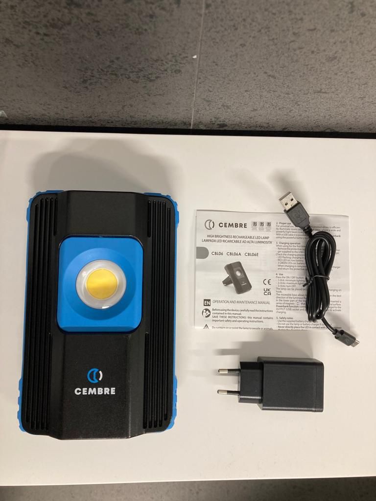 Projetor portátil CEMBRE CBL06 LED 2000lm - Novo