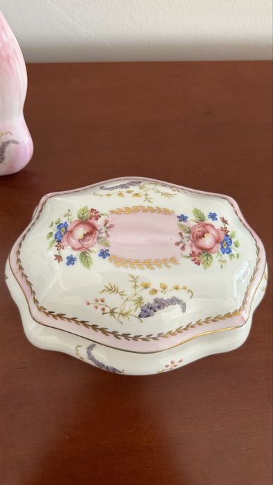 Conjunto Guarda Joias, Moldura e Candeeiros