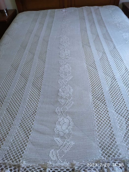 Colcha de renda branca