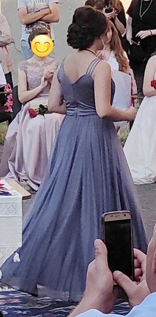 Випускна сукня блакитно-сірого кольору