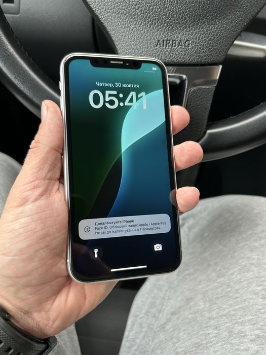 iPhone XR 64 gb neverlock (white)