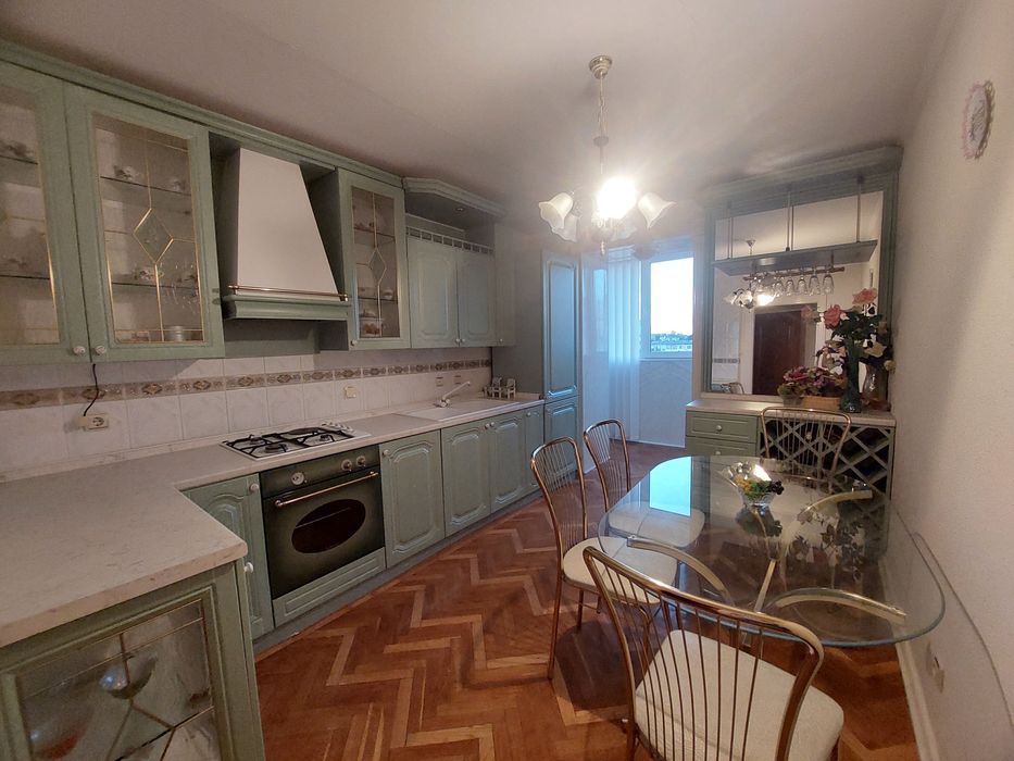 Продаж 3кім.квартири масив Дружба