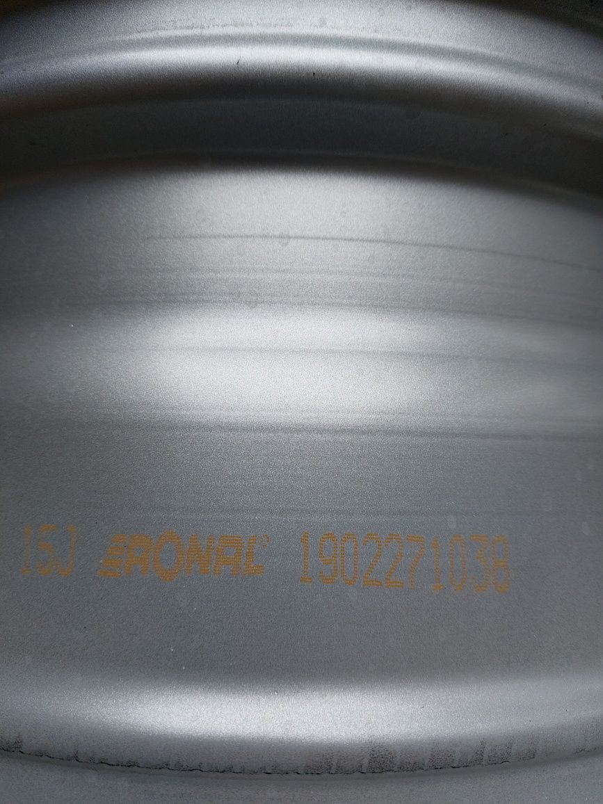 Nowe felgi aluminiowe 17cali VW Golf V,VI,VII,Sharan, Ronal.