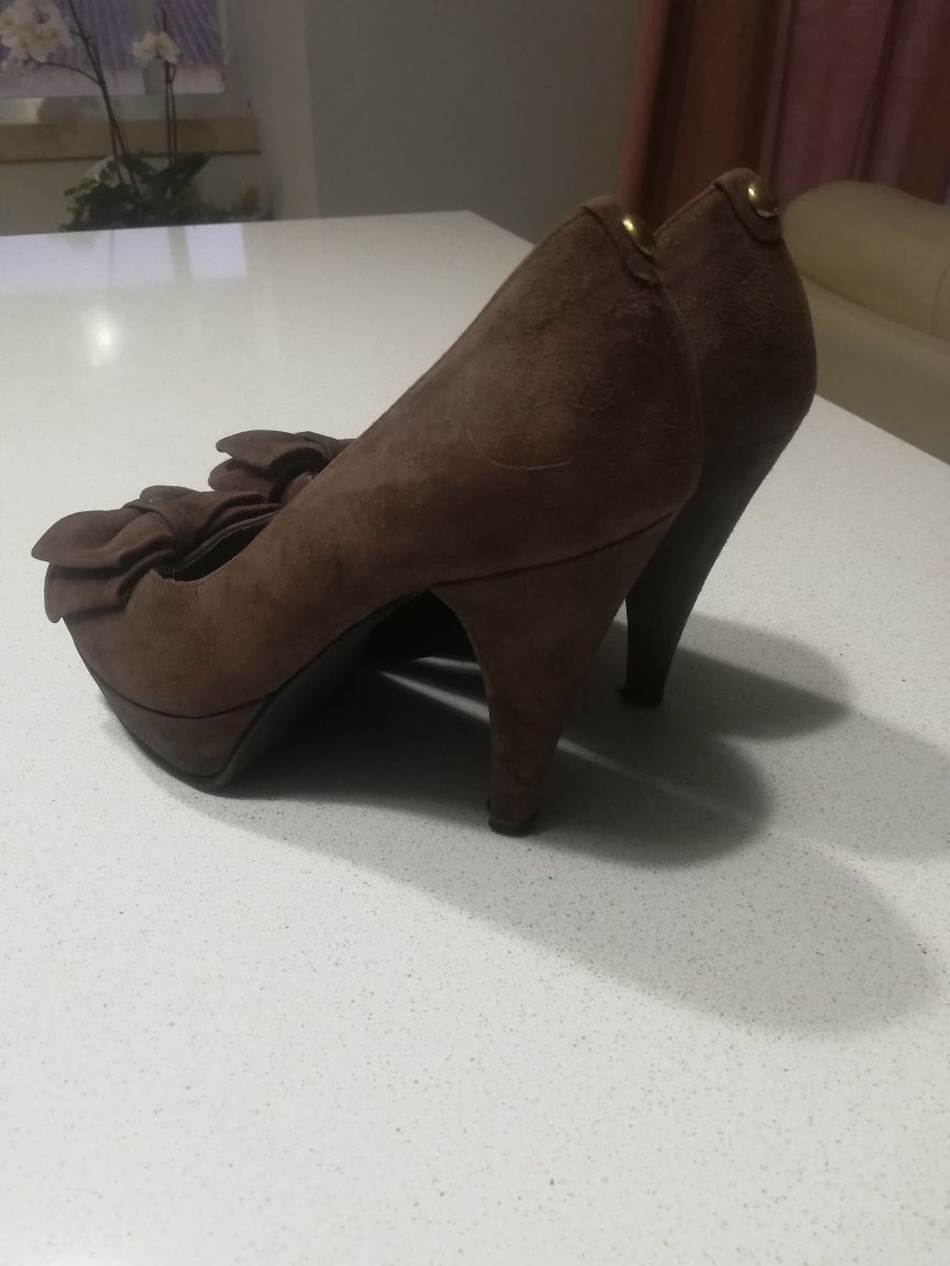 Sapatos senhora  36
