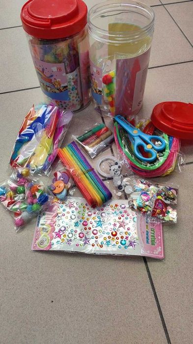 Zestaw artykuły do szkoły