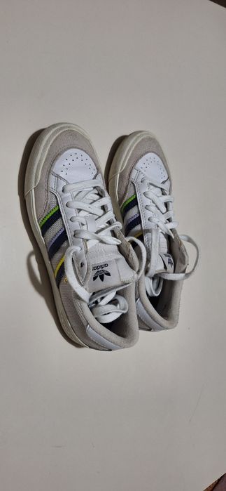 Sapatilhas adidas Nora