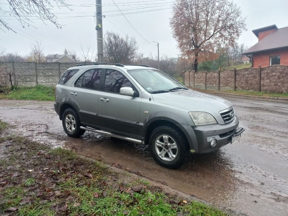 Продам Kia Sorento,машина в очень хорошем состоянии