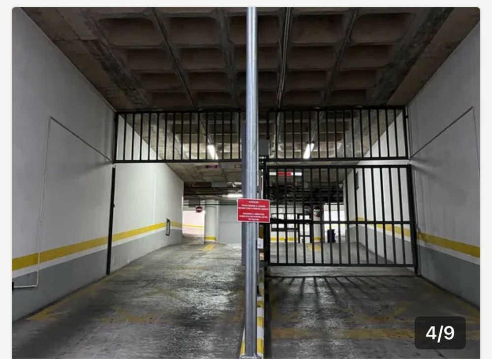 Garagem mota Telheiras praca central lisboa