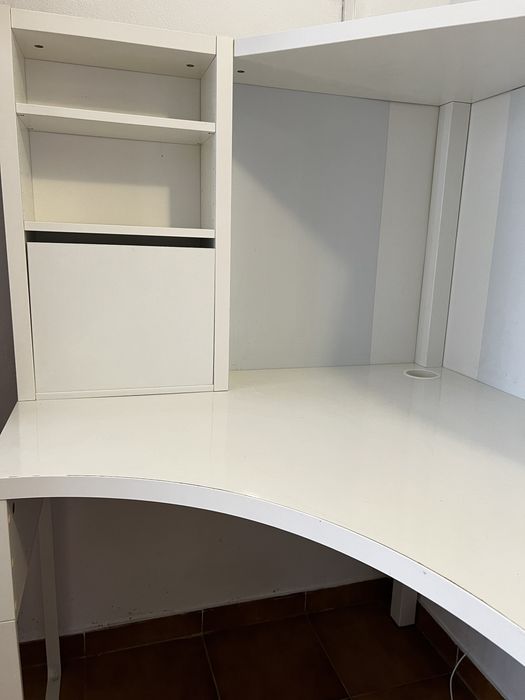 Secretária IKEA