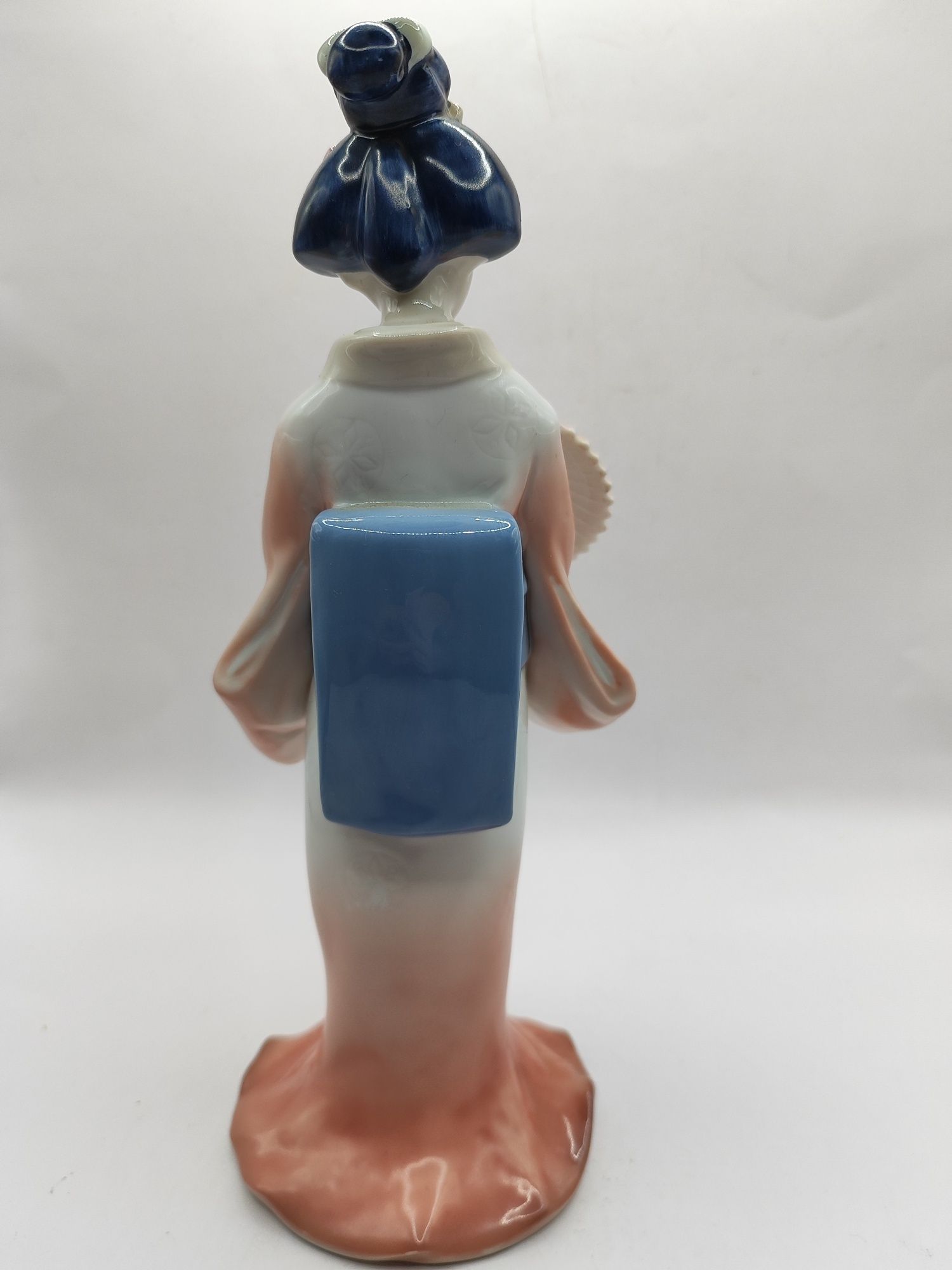 Figurka kobieta Geisha porcelana Japonia kolekcjonerska figurka Vintag