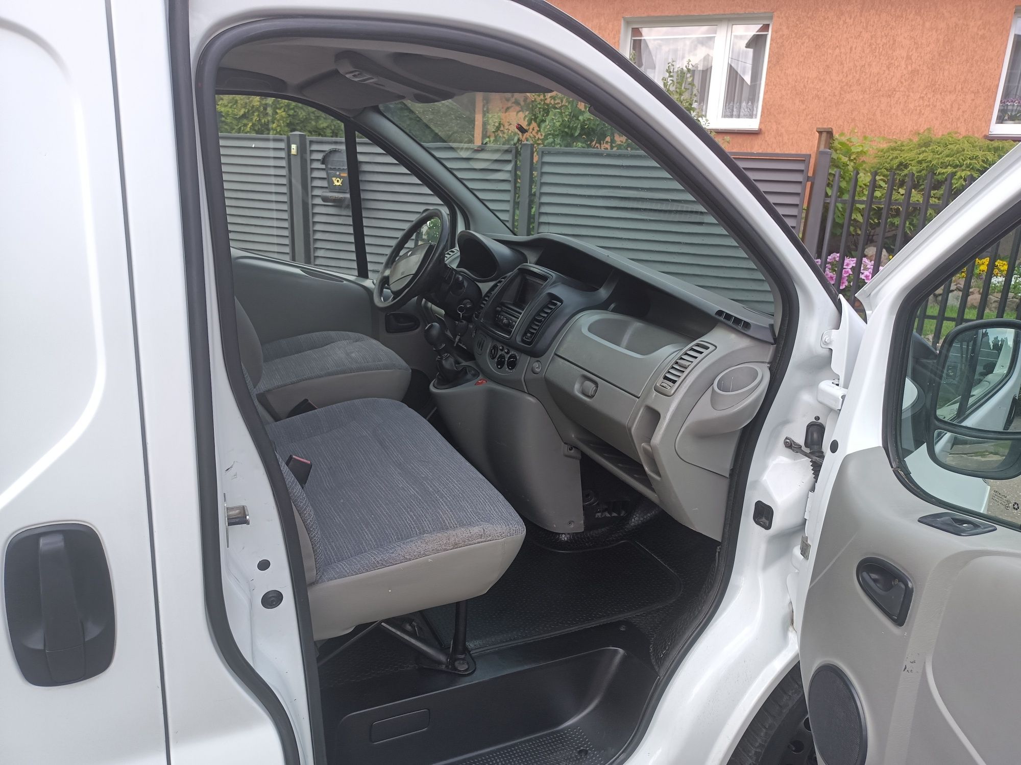 Renault Trafic 2,0 .,klima,ZAMiANA
