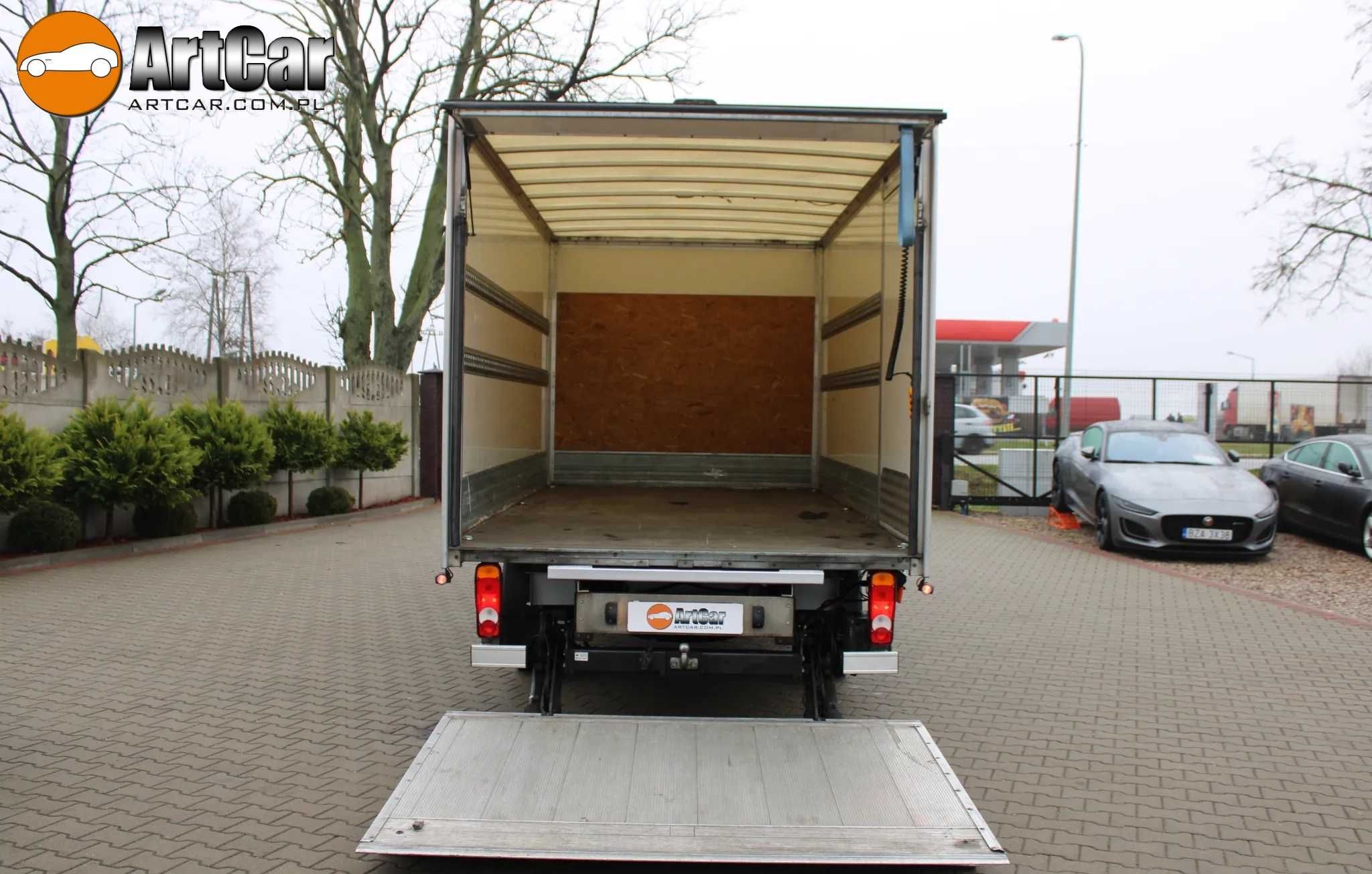 Wypożyczalnia Samochodów Bus Kontener Winda Renault Master
