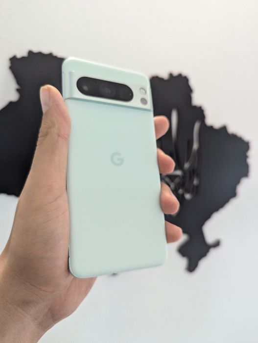 Google Pixel 8pro 128gb. Як Новий . Lime