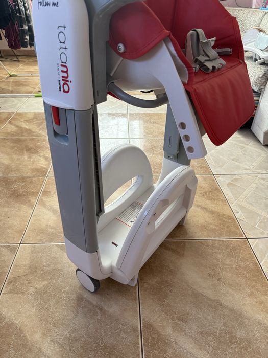 Столик крісло для годування Peg Perego Tatamia follow me