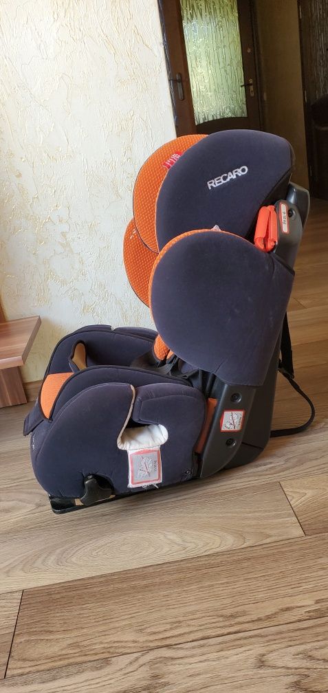 Автокрісло Recaro Young Sport  9-36 кг