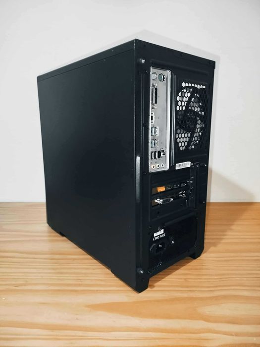 Torre Gaming [CUSTOM 1]