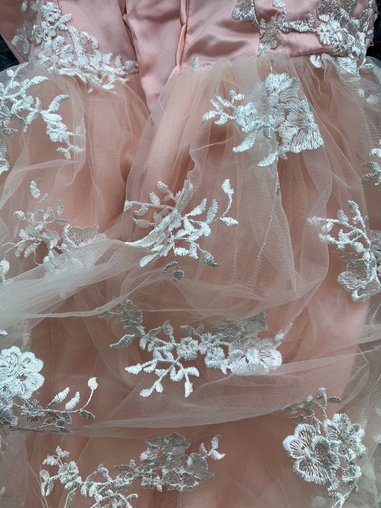 Платье свадебное новое розовое уценка