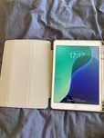iPad 8 gen 128 GB A2270 z oryginalnym Apple Pencil 1 i etui