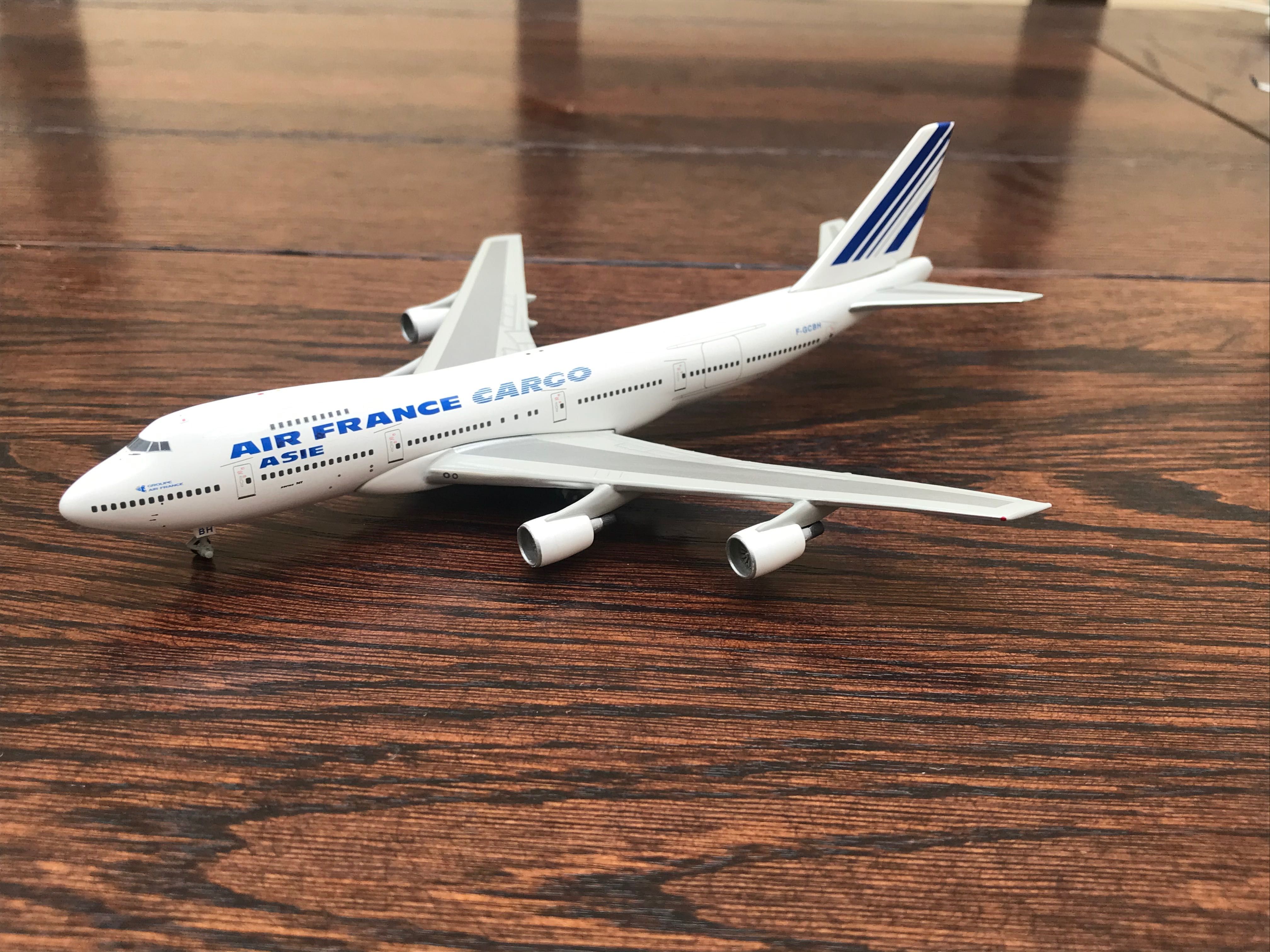 Model samolotu Air France Asie Boeing 747-200, 1:400