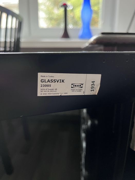 Komoda GLASSVIK ikea używana RTV szafka